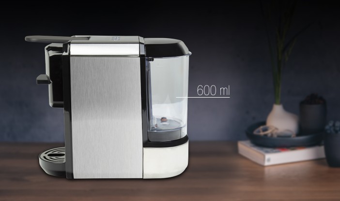 Espresso Sihirbazı: 600 ml'lik Su Haznesiyle Sınırsız Kahve Deneyimi!